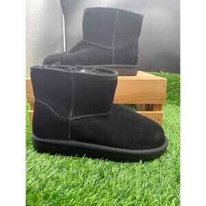 UGG Koolaburra- Black -Ankle Boots-Size 3